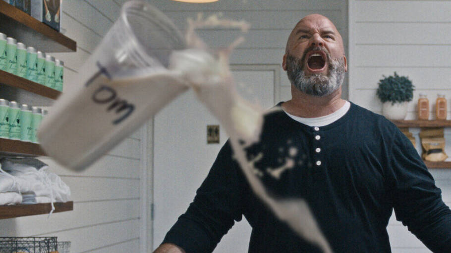 “Bad Thoughts” transforma pensamentos desconfortáveis e impulsos extremos em uma crítica ácida sobre os limites da mente e do comportamento humano (Imagem: Reprodução digital | Netflix)