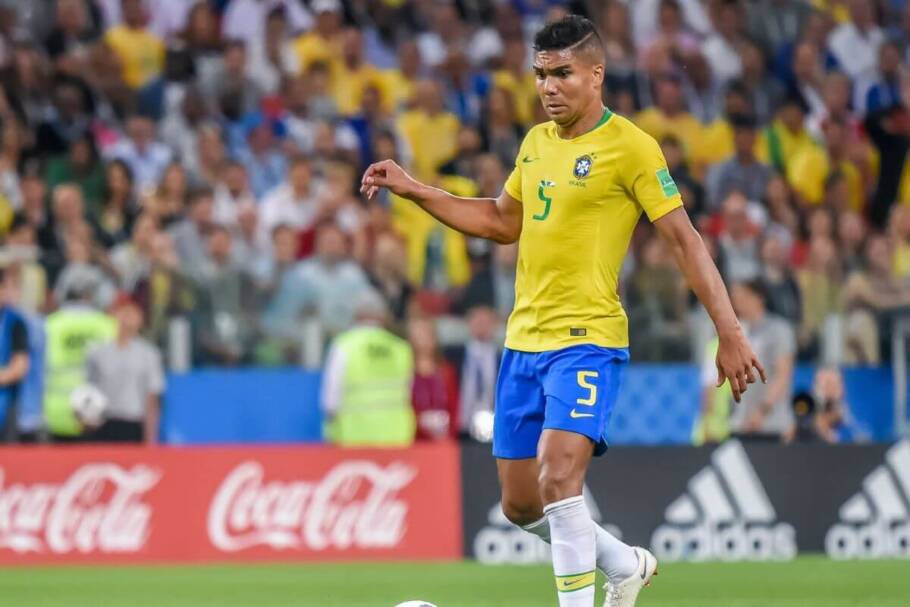 Casemiro aparece como uma espécie de estrutura invisível da equipe (Imagem: Alizada Studios | Shutterstock)