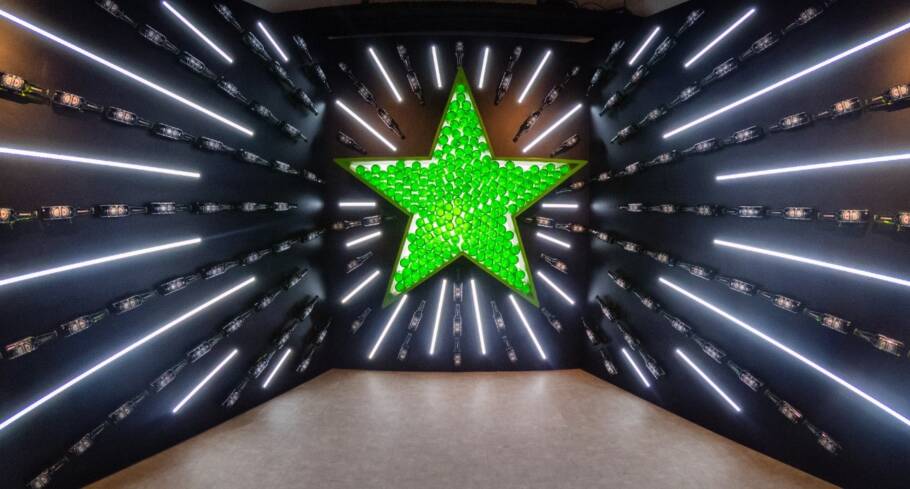 Heineken inclui nova cerveja em tour por fábricas no Brasil A experiência cervejeira da Heineken ocorre de terça a sábado