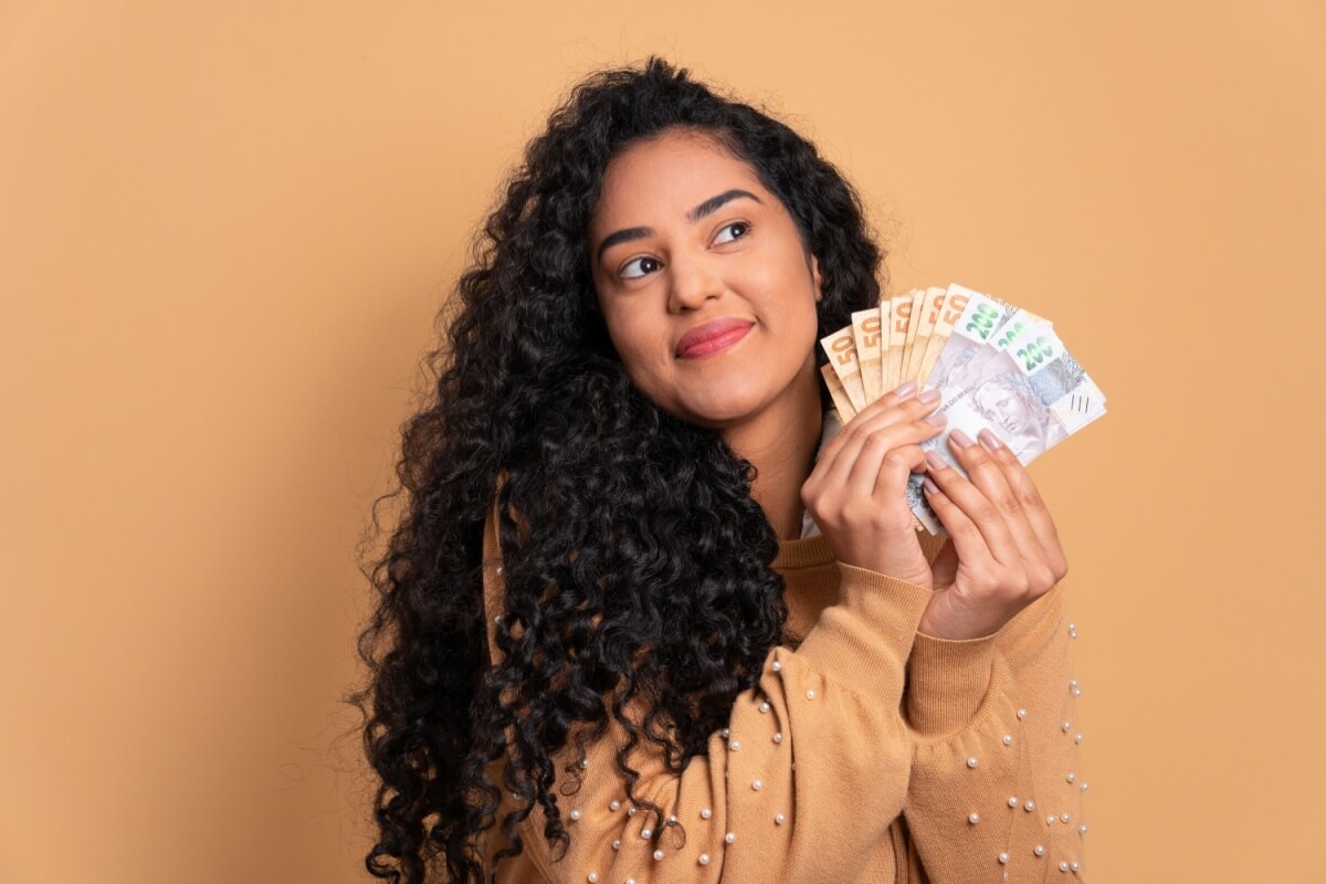 Finanças em junho: veja o que cada signo pode esperar do dinheiro