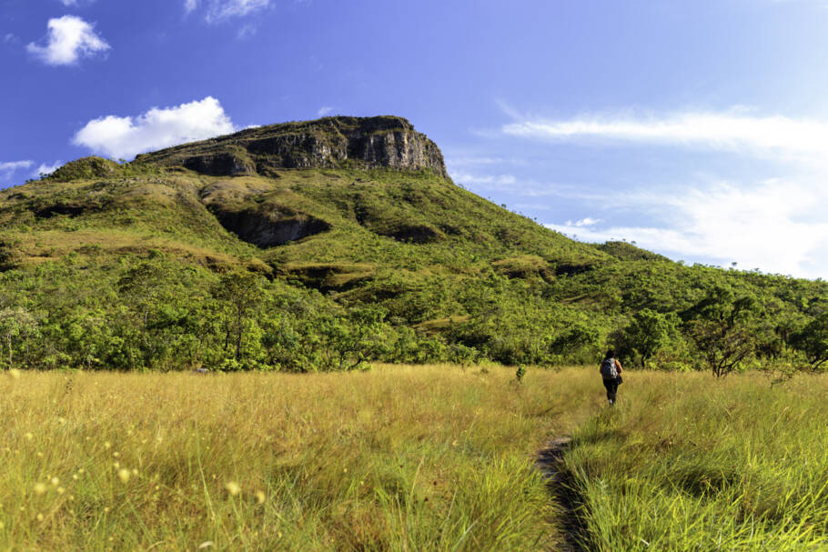 Dormir dentro da Chapada dos Veadeiros volta a ser permitido Trilhas passam por áreas de acesso restrito da Chapada dos Veadeiros