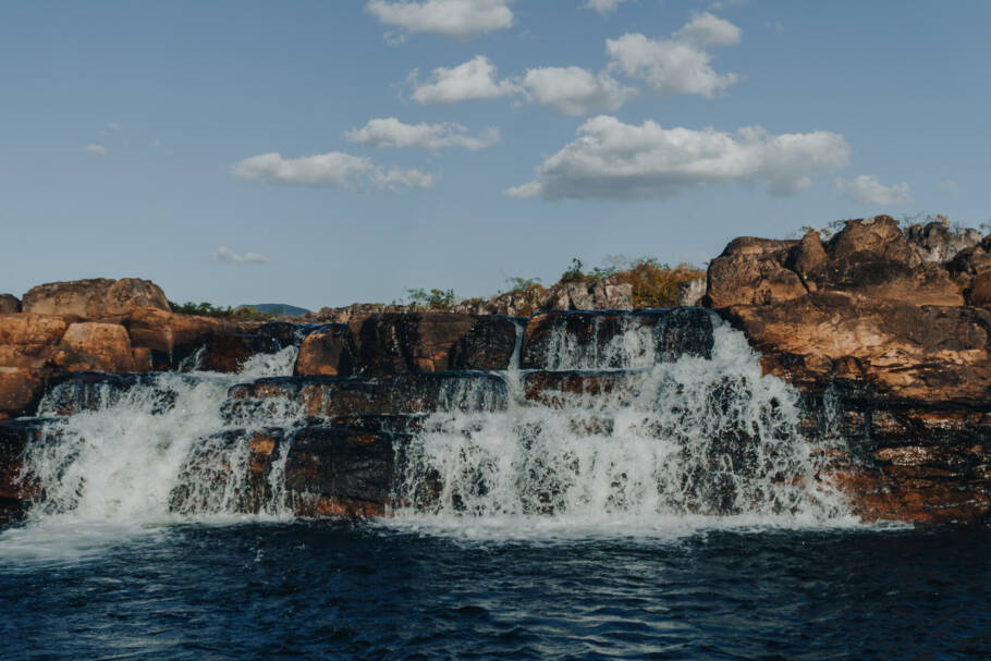 Dormir dentro da Chapada dos Veadeiros volta a ser permitido A cachoeira das Sete Quedas é uma das atrações do Parque Nacional da Chapada dos Veadeiros